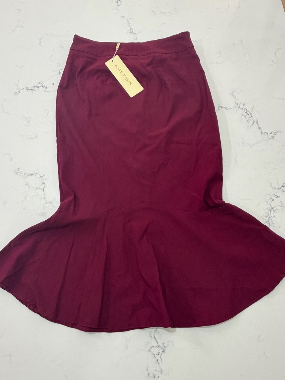 NWT Kate Kasin Burgundy Mermaid Trumpet Hem Midi Skirt - Size S